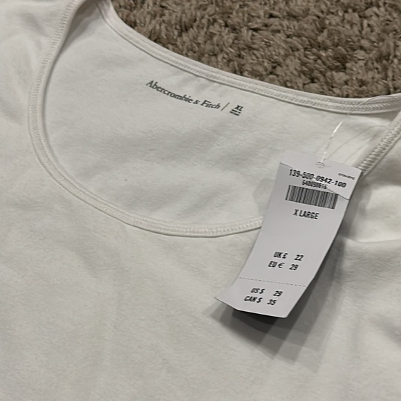 3 BRAND NEW ABERCROMBIE BODYSUITS 🤍🤍🤍 - Picture 6 of 12